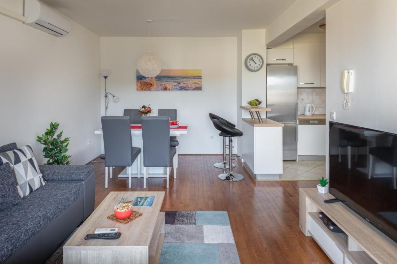 Michelle Apartment
